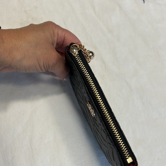 Luxury inspired small pouch - Picture 3 of 9